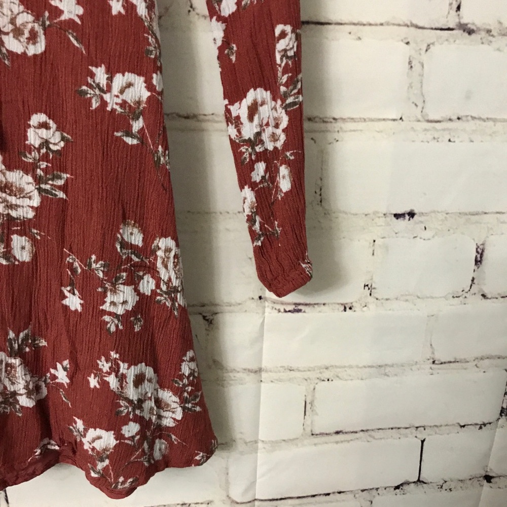 Chloe & Katie dress - Picture 3 of 4